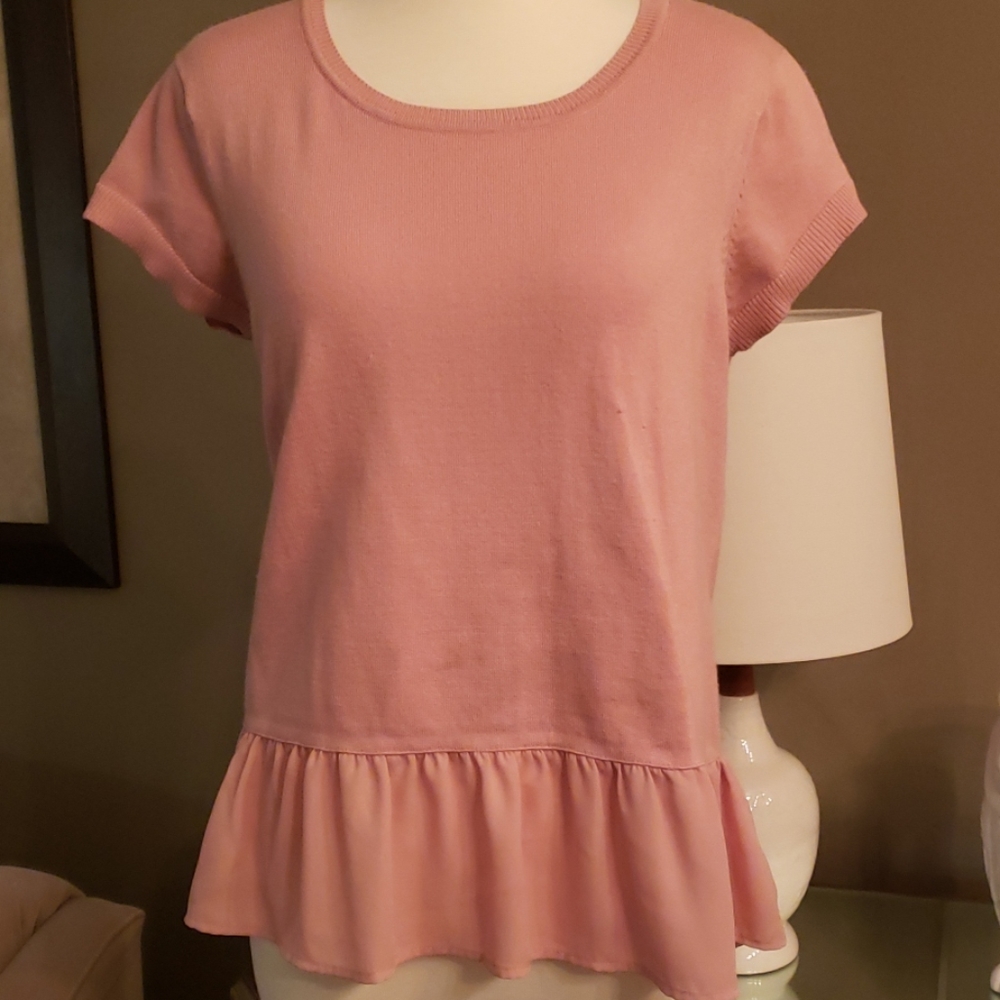 Light weight pink sweater